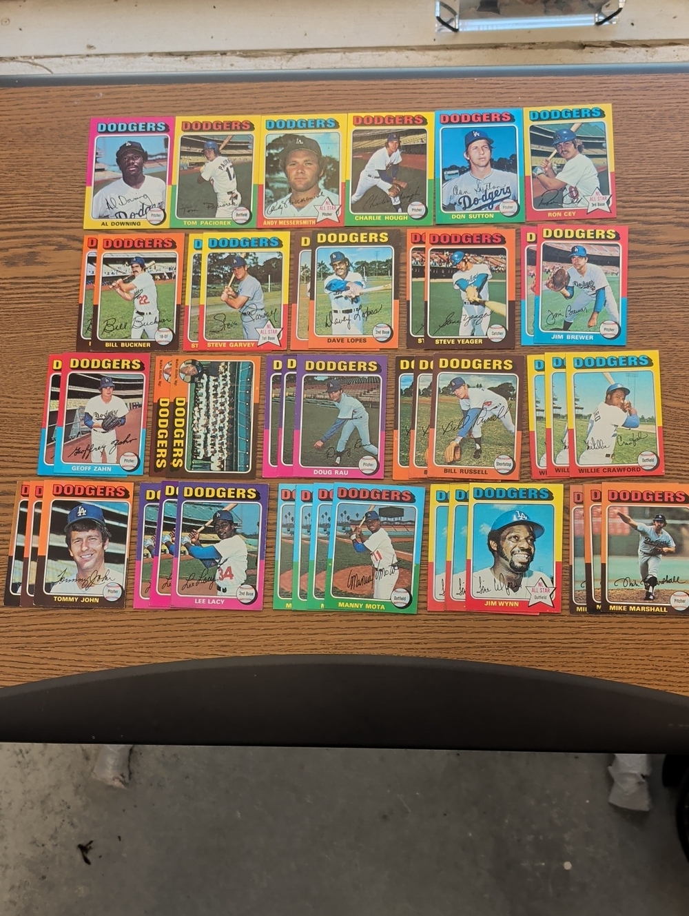 Topps 1975 Dodgers Baseball Cards - Bright Pink, Yellow, Blue, Orange